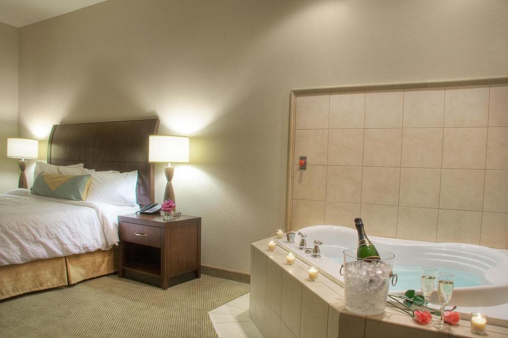 Hilton Garden Hotel 3*